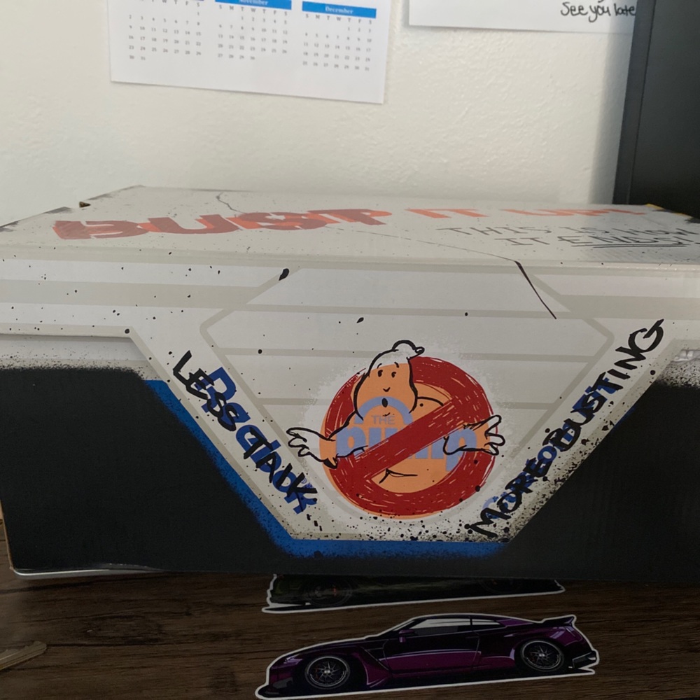 Brand New Reebok Echo boots (ghosterbusters) 9.5